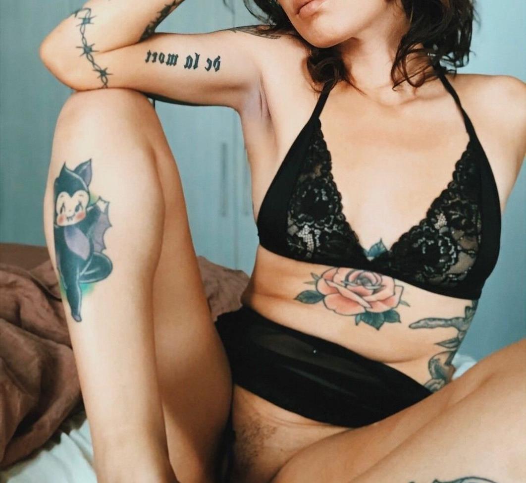25P Melamori nude
