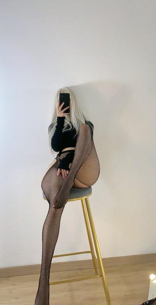 25P QiaonniuTT nude