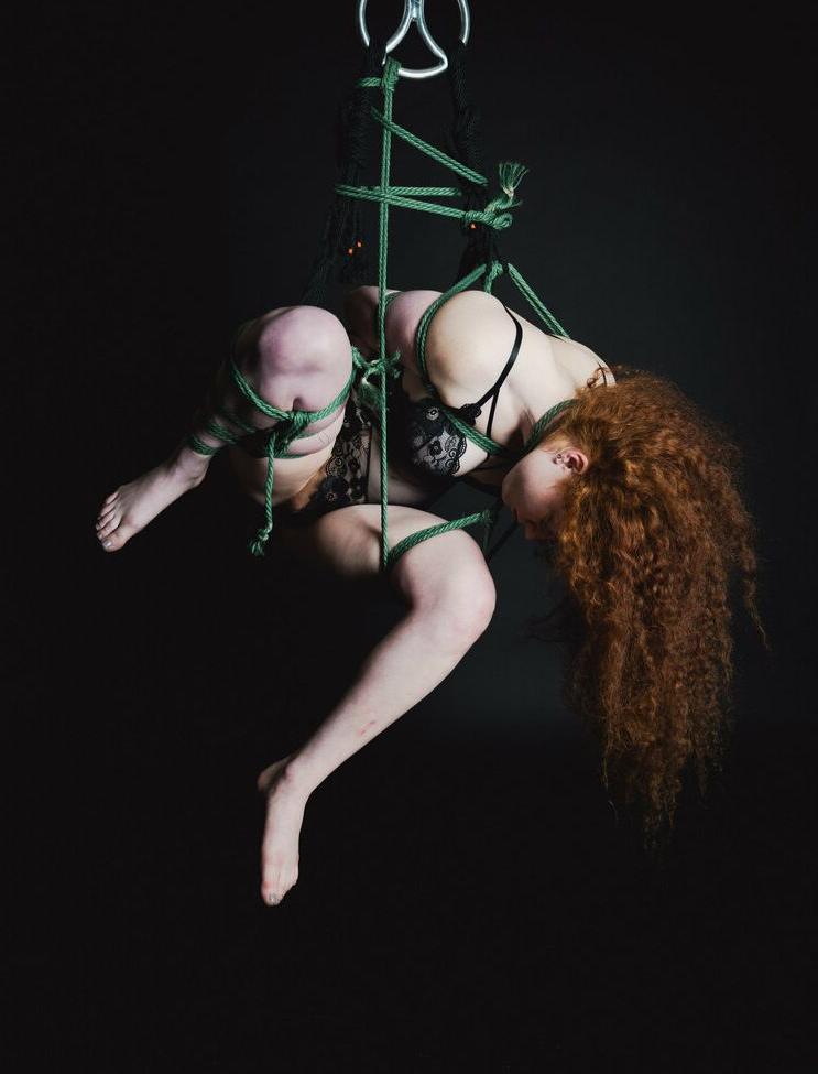 12P Mynamesnotseven nude