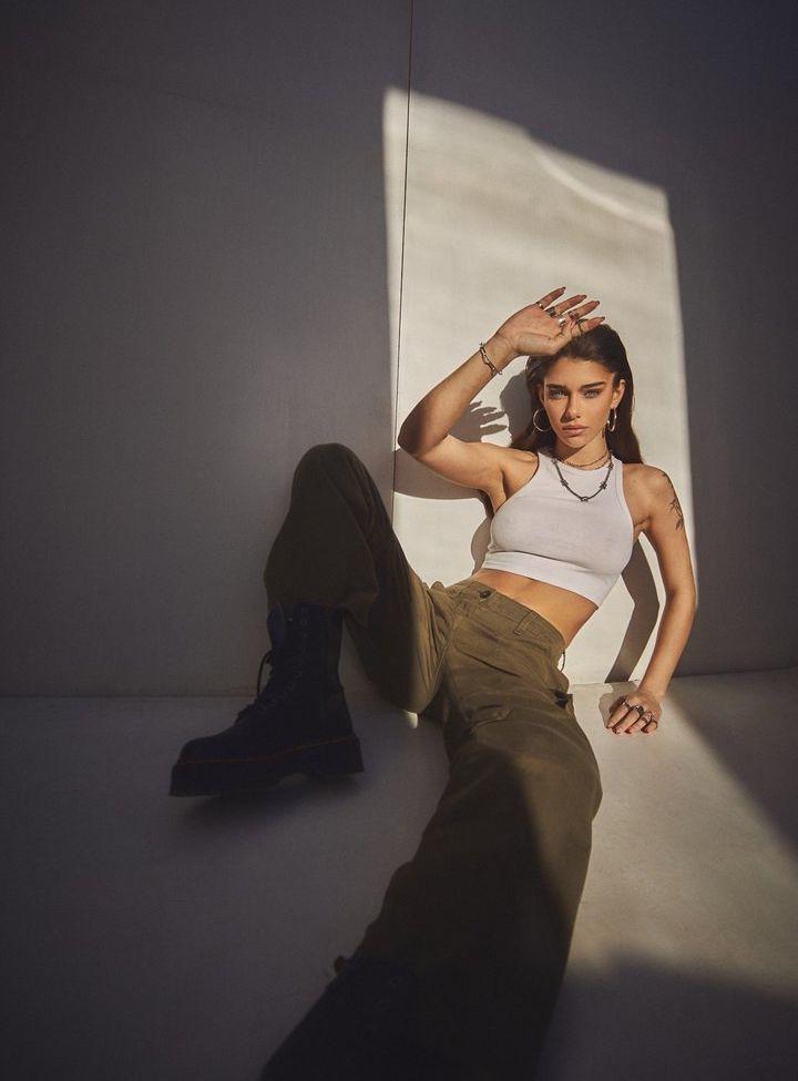 18P Milana Vino nude