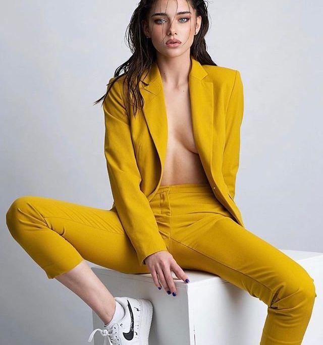 18P Milana Vino nude