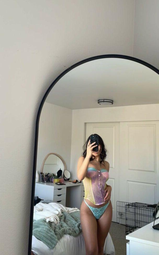 25P Melissa Estrella nude