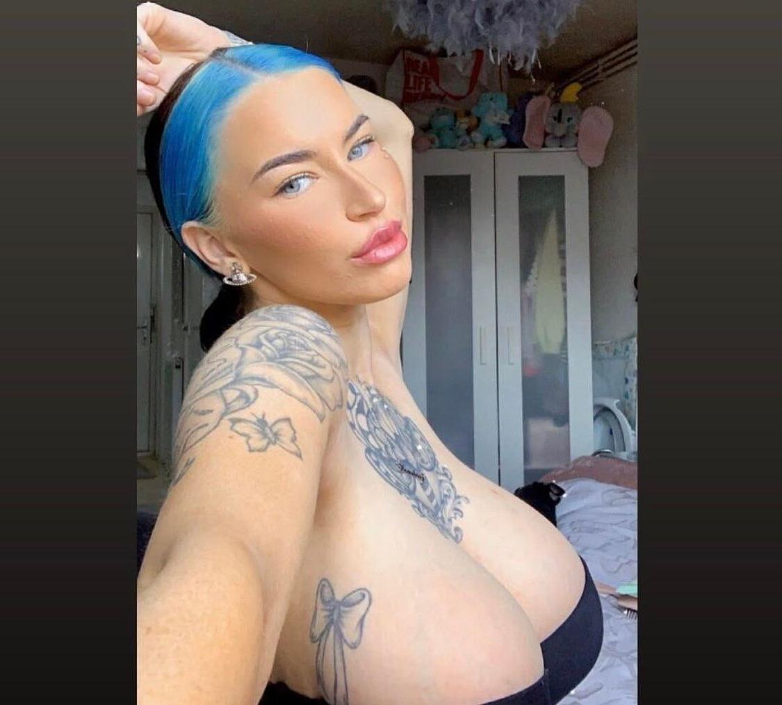 11P InkedKo nude