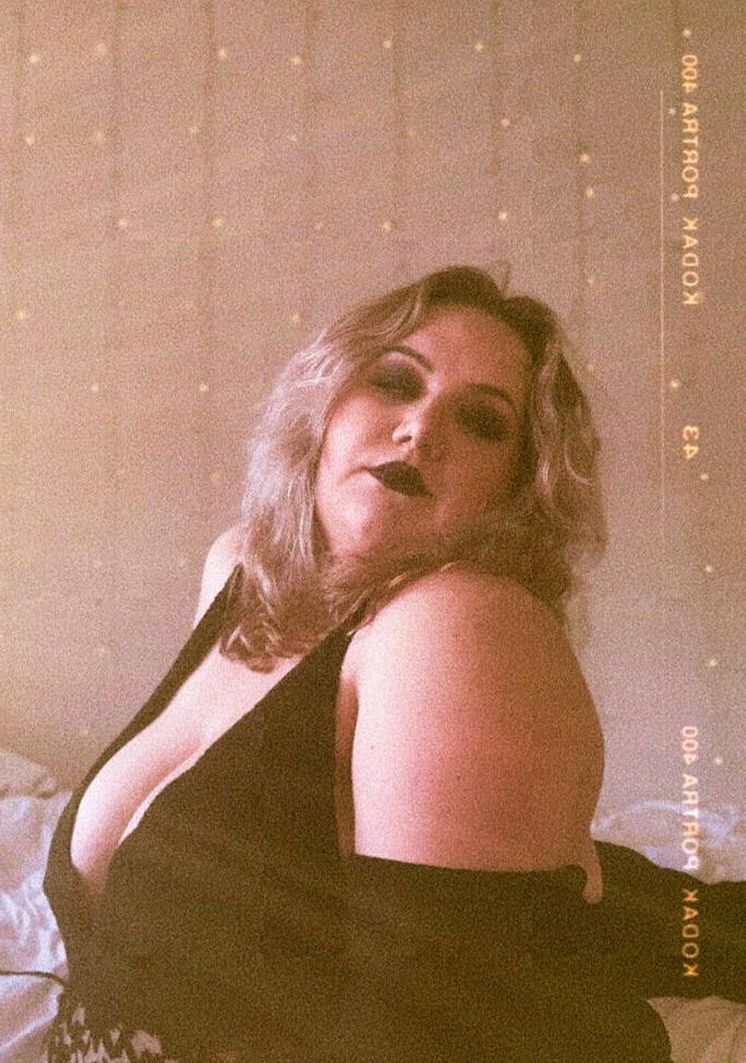 25P Collzorgs nude