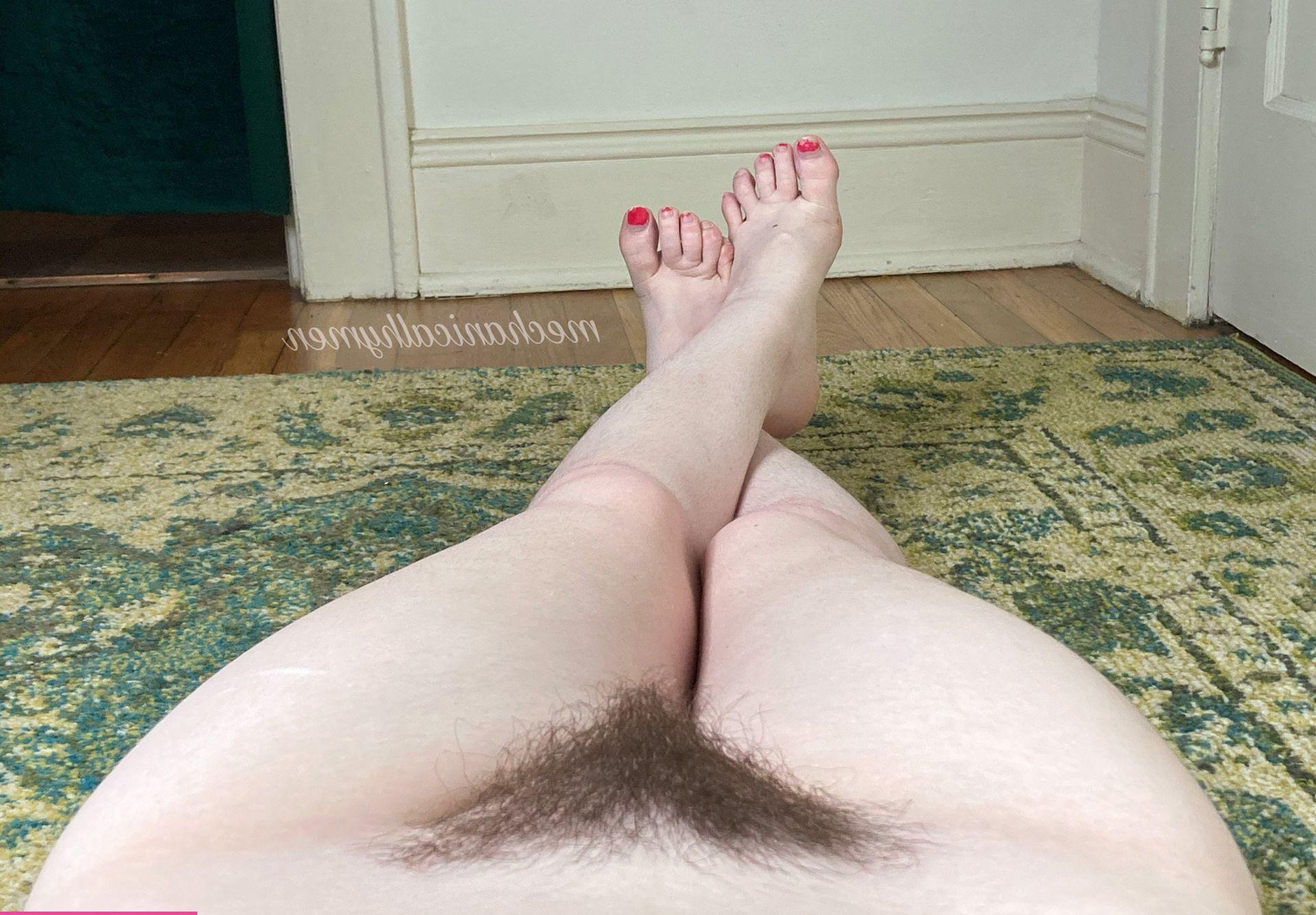 25P Mechanicalhymen nude