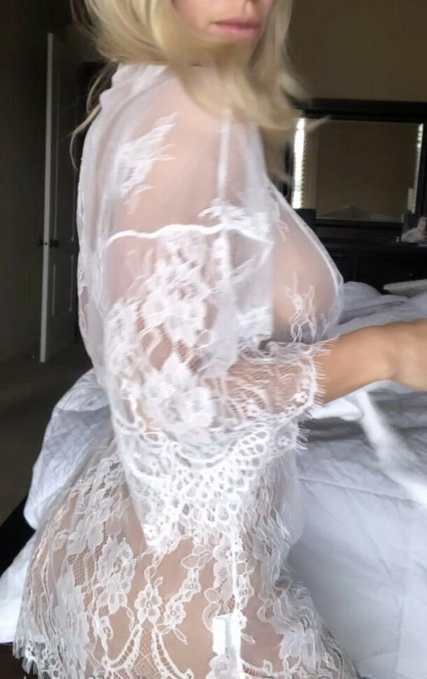 24P Casey Cook nude