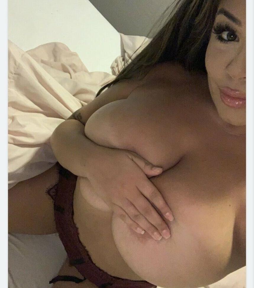 25P Gabbs70 nude