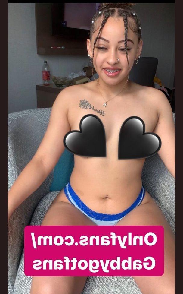 25P Gabbygotfans nude