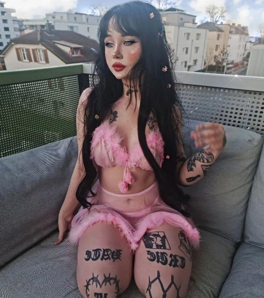 25P SaltyBxxbe nude