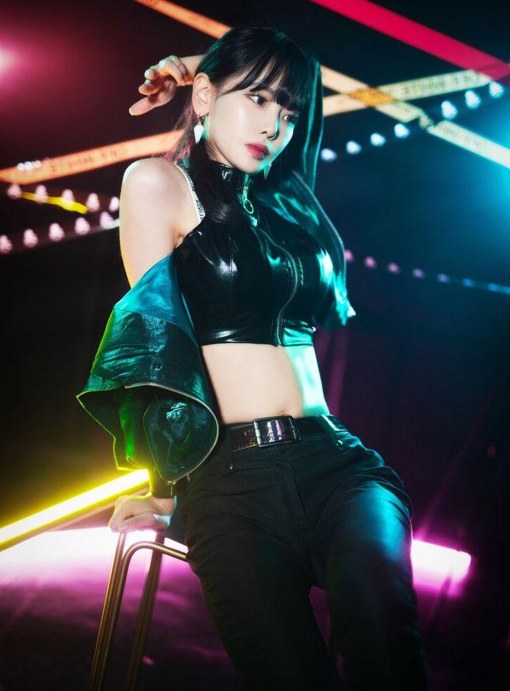 21P Korean Afreeca Streamer nude