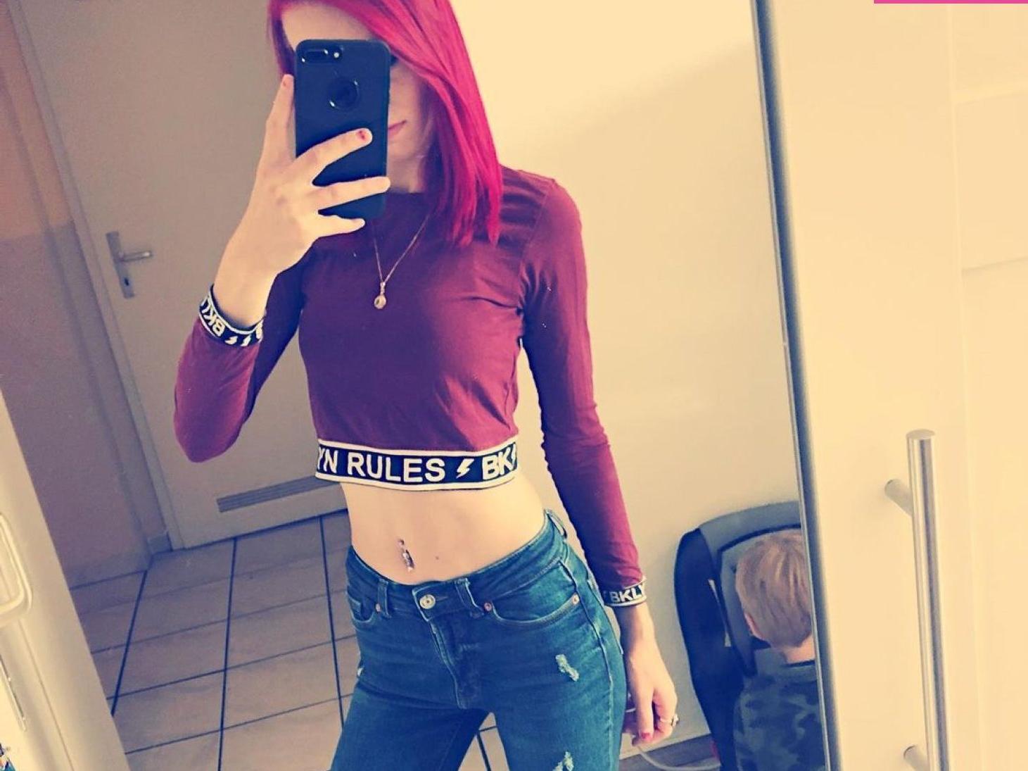 25P Gina_gzuz nude