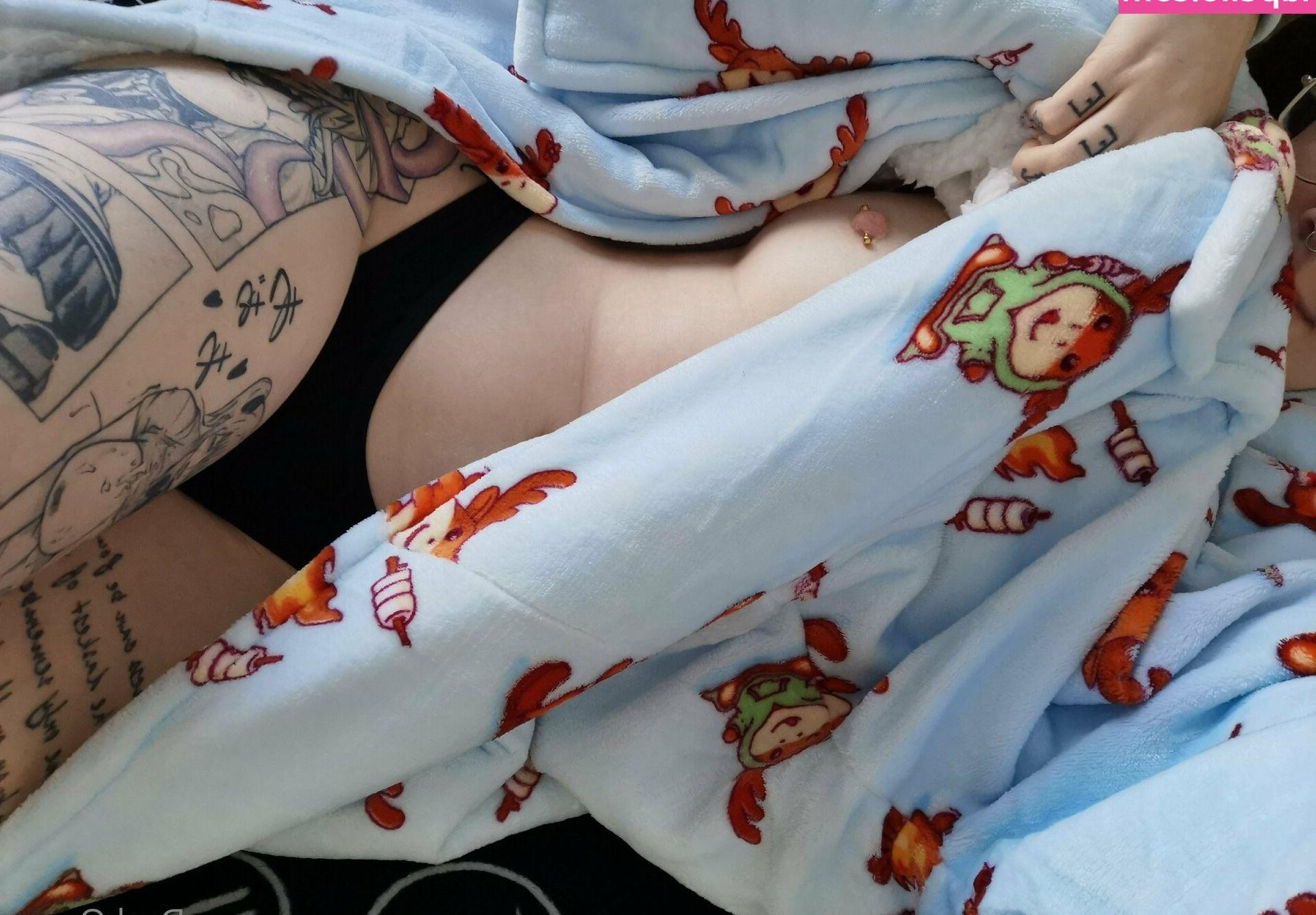 24P Darkonyxxx nude