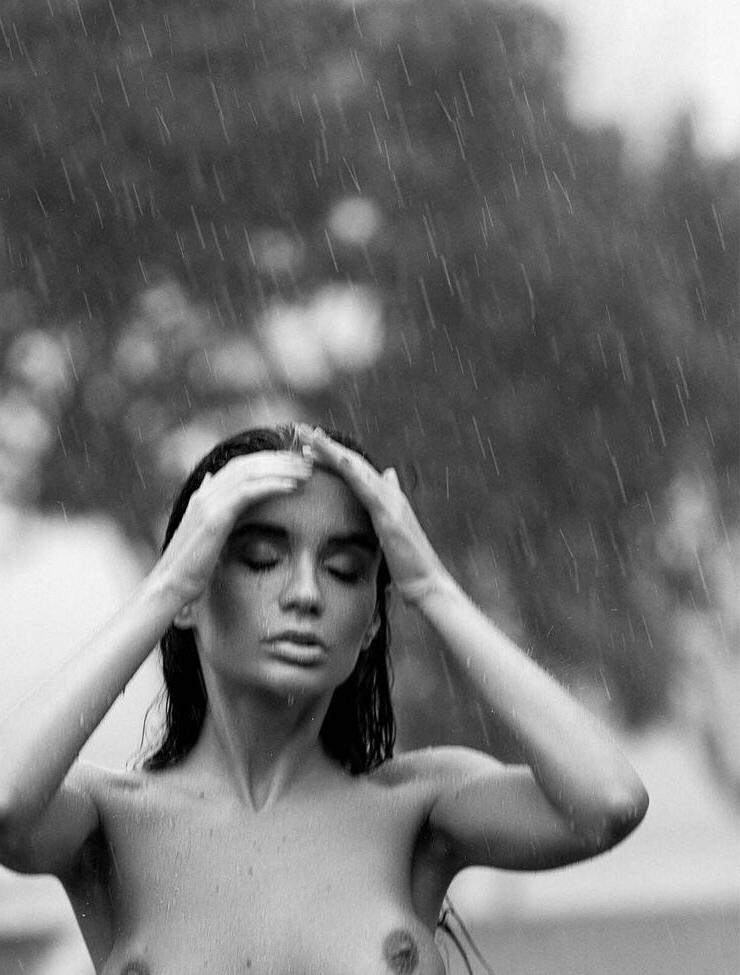 25P Ekaterina Zueva nude