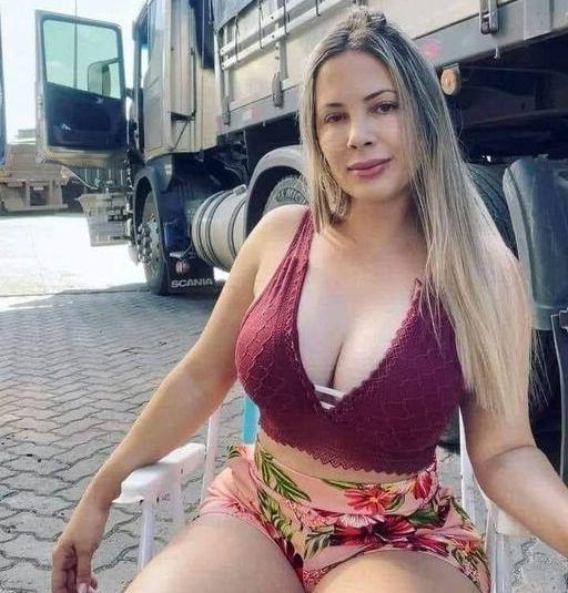 25P Aline Füchter Ouriques nude