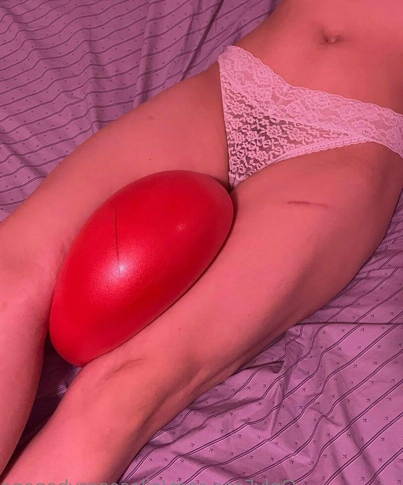 25P Jules Roscoe nude