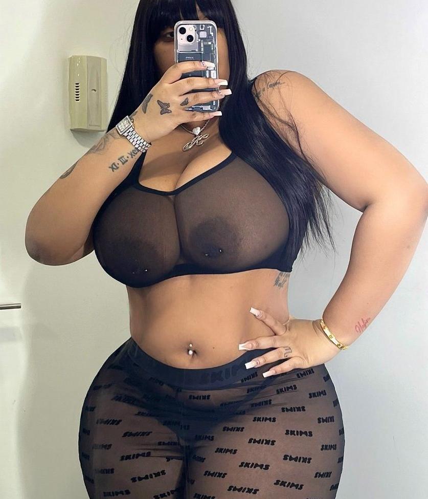 18P Kinkykior nude