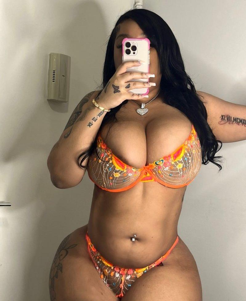 18P Kinkykior nude