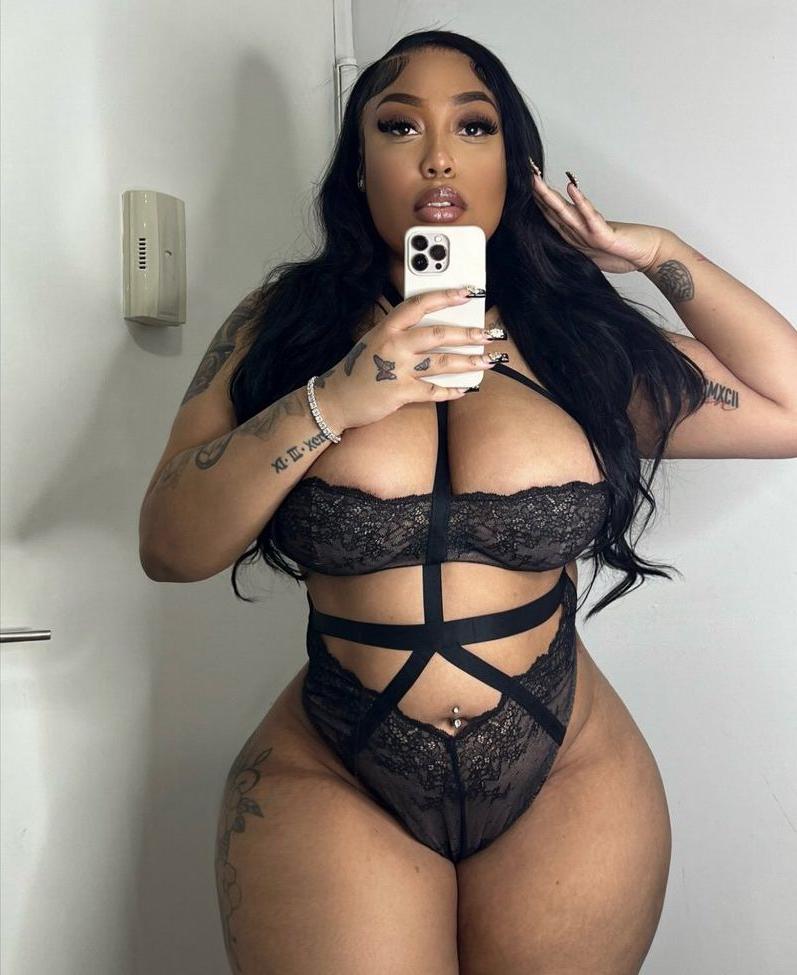 18P Kinkykior nude
