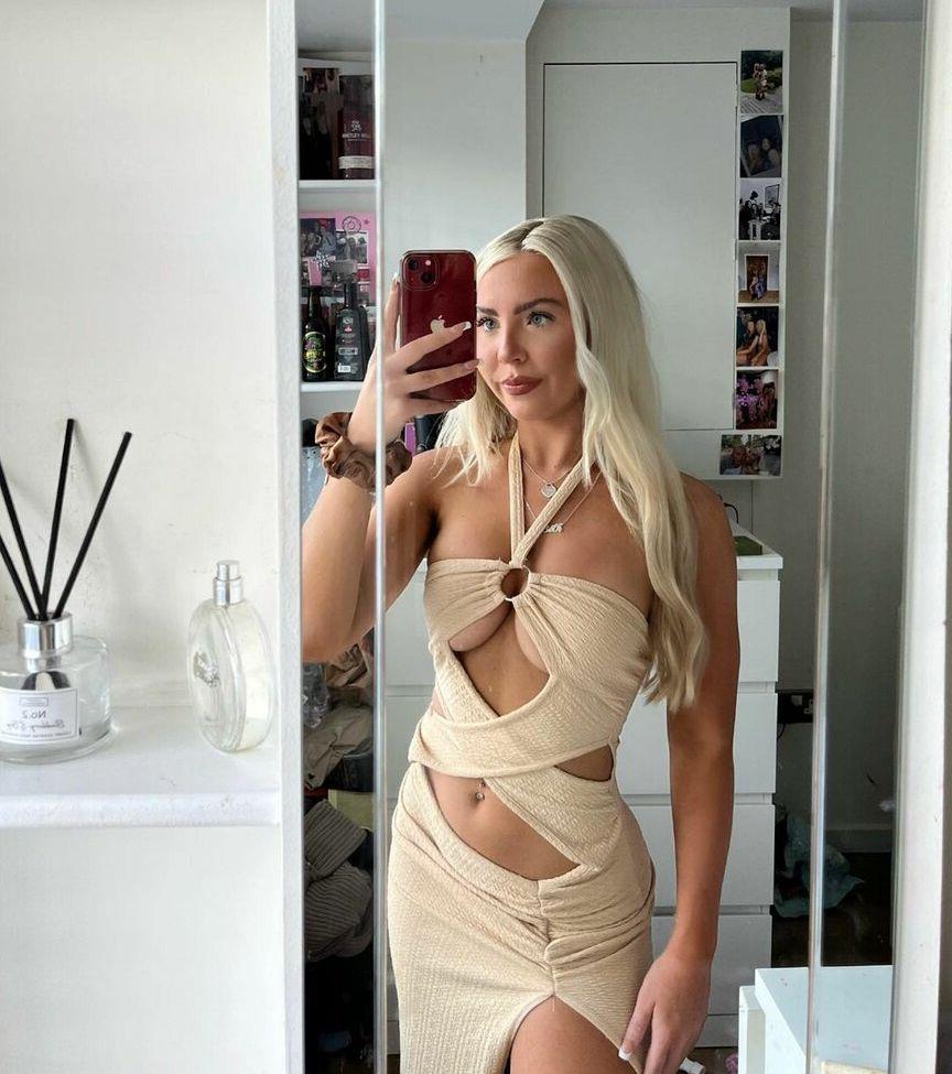 19P Beth Tucker nude