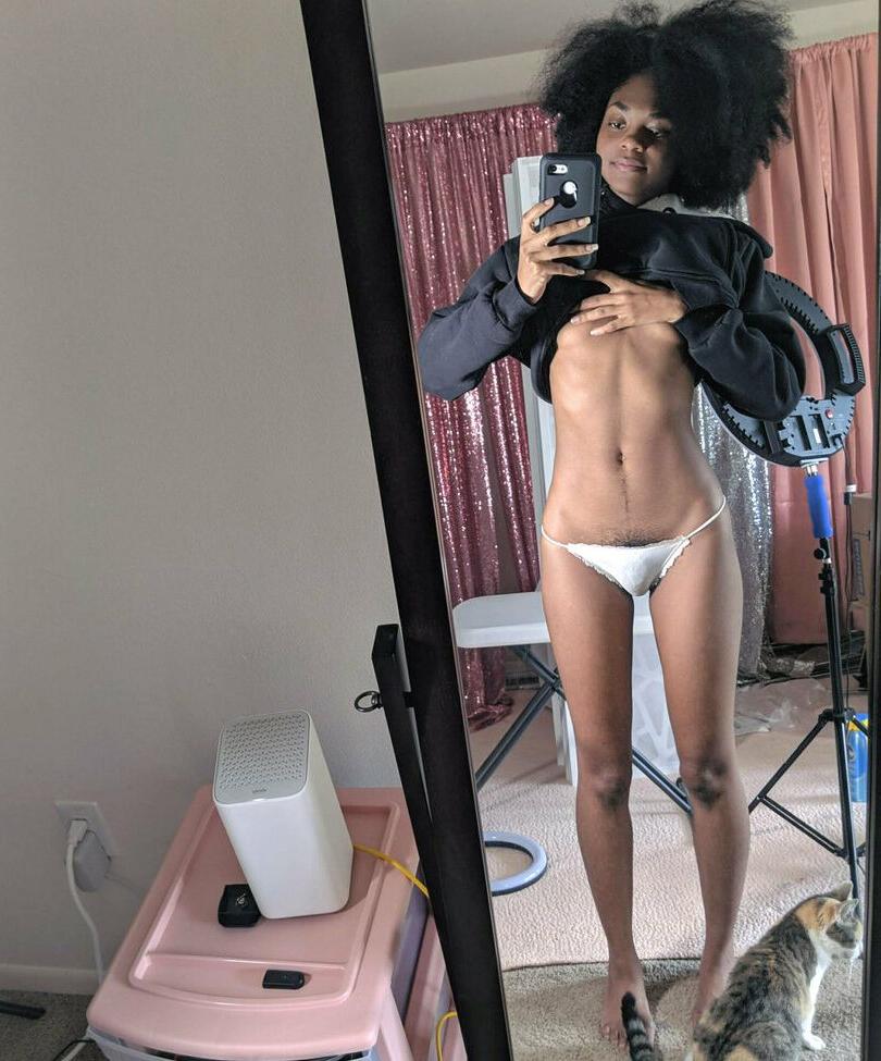 25P Chibella Chan nude