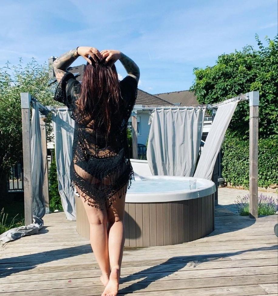 25P Missrage nude