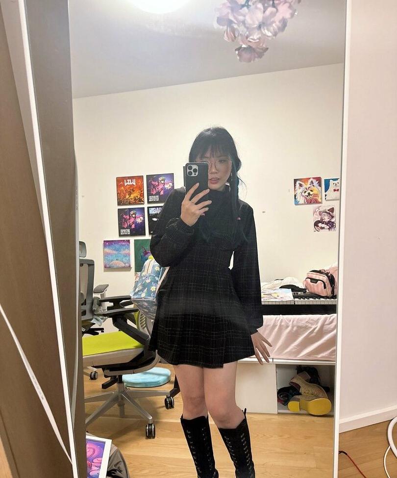 25P LilyPichu nude