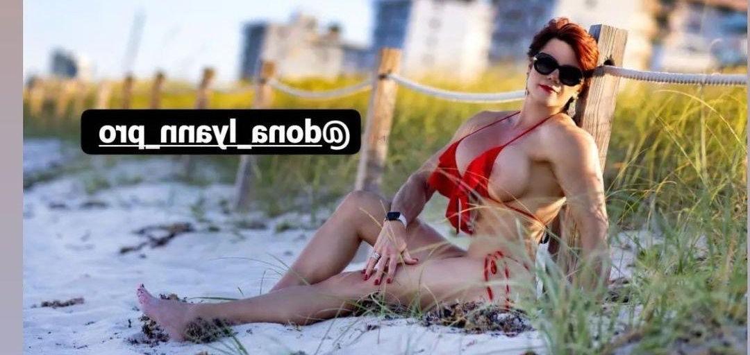 12P Dona Lyann Pohl nude