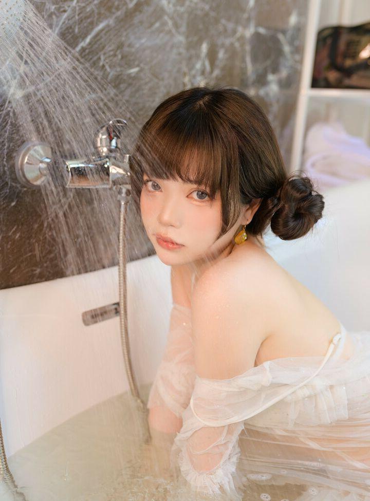 25P Miu_cosplayer nude