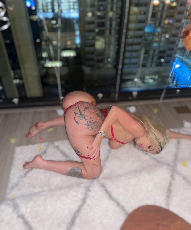 25P BlueFaceBarbie nude