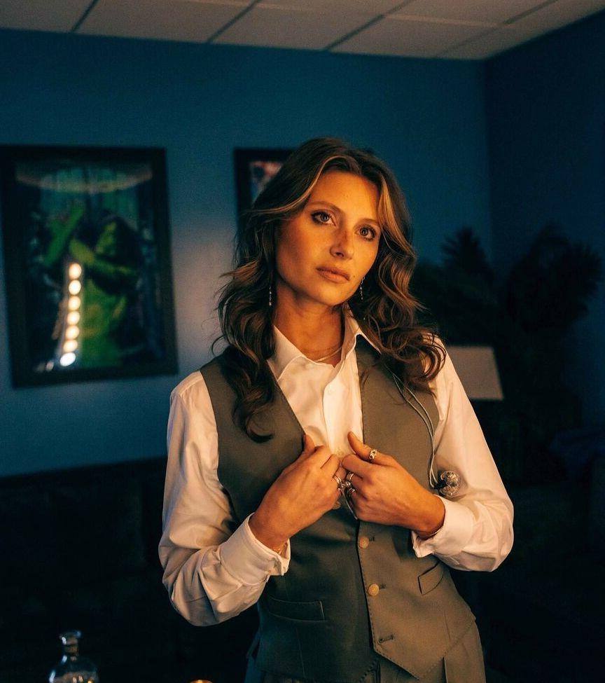 25P Aly Michalka nude