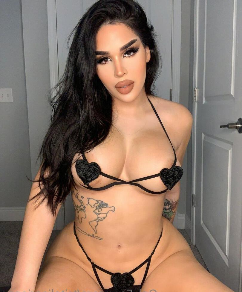 25P Italia Arianna nude