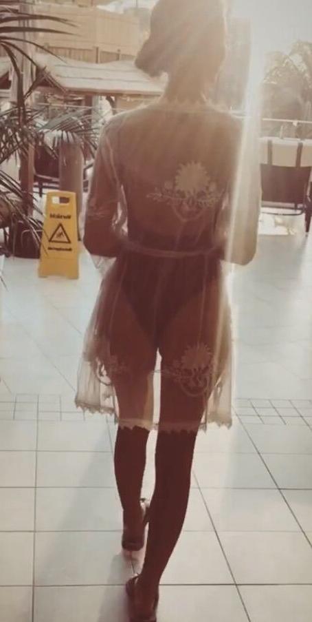 25P Julia Hofer nude