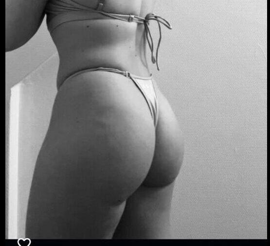 25P Charlotte Haffner nude