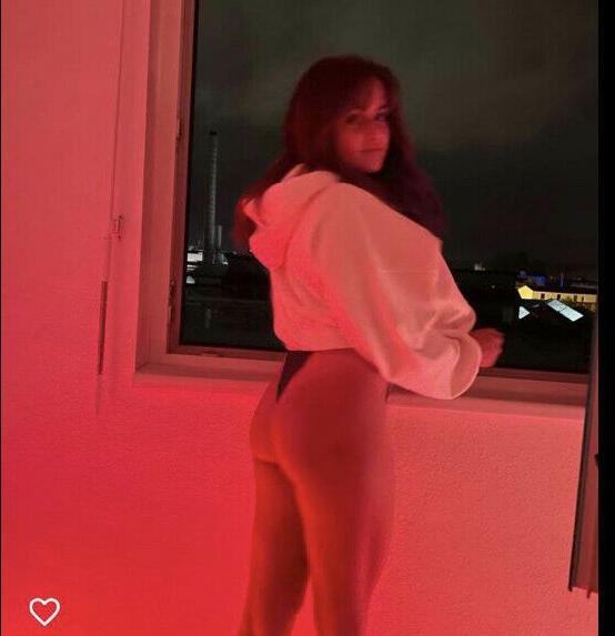 25P Charlotte Haffner nude