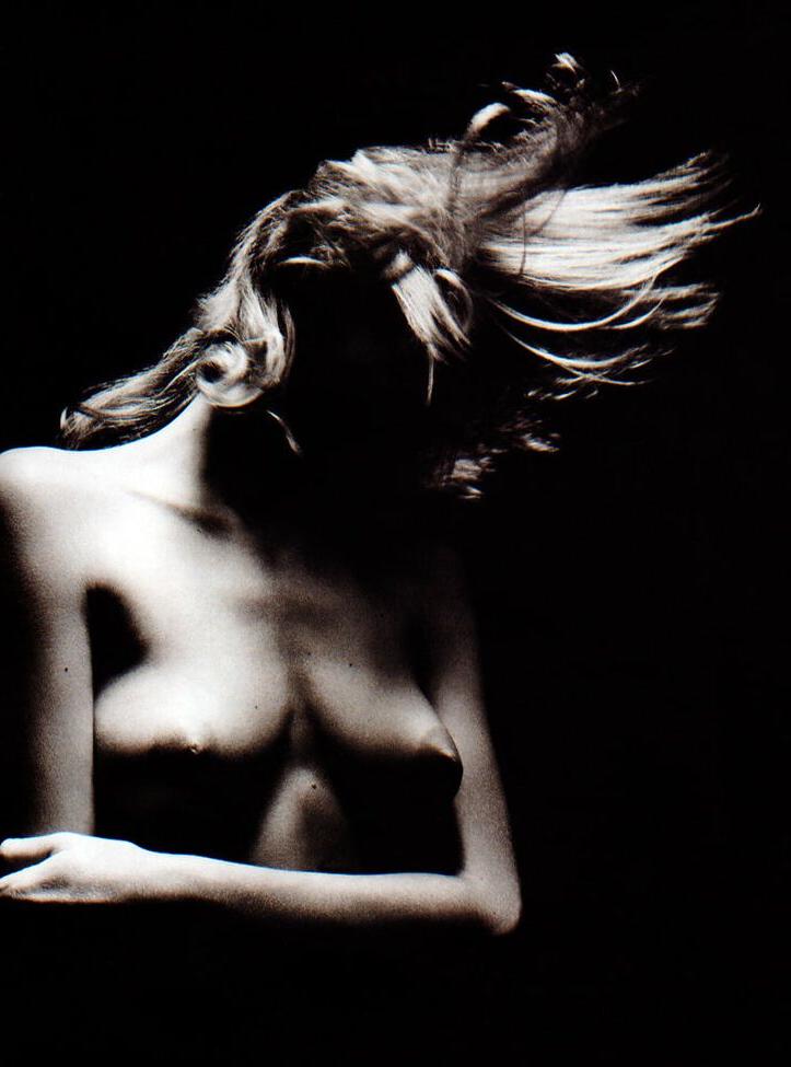 25P Eva Herzigova nude
