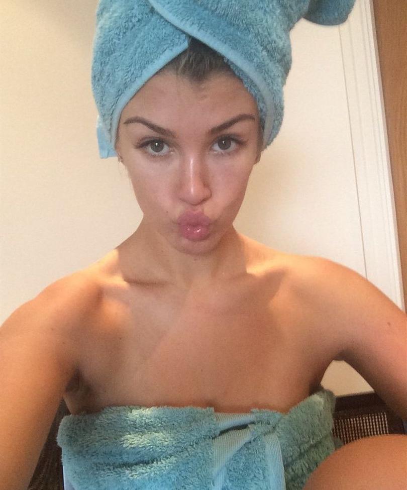 25P Amy Willerton nude