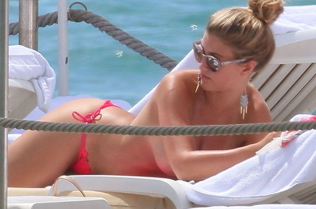 25P Amy Willerton nude