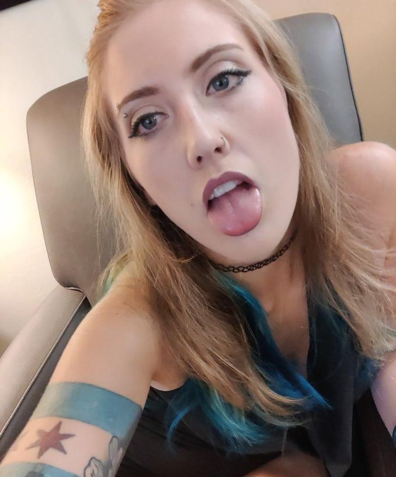 24P Electra Rayne nude