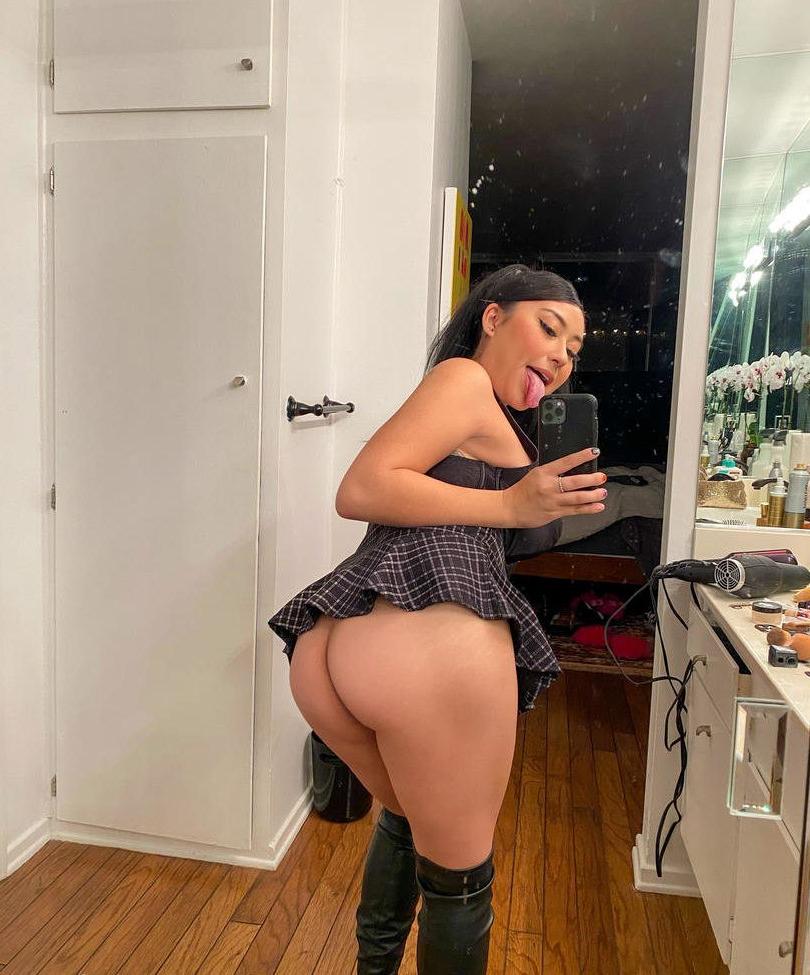 25P Laurenjasmine nude