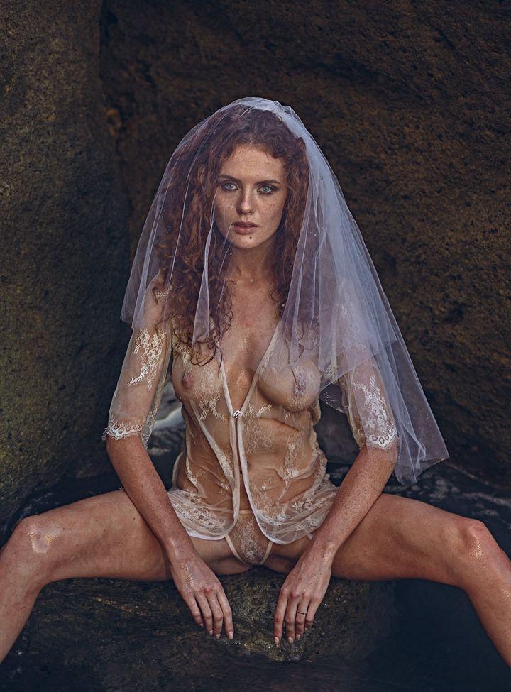 25P Magdalena Szczepańska nude