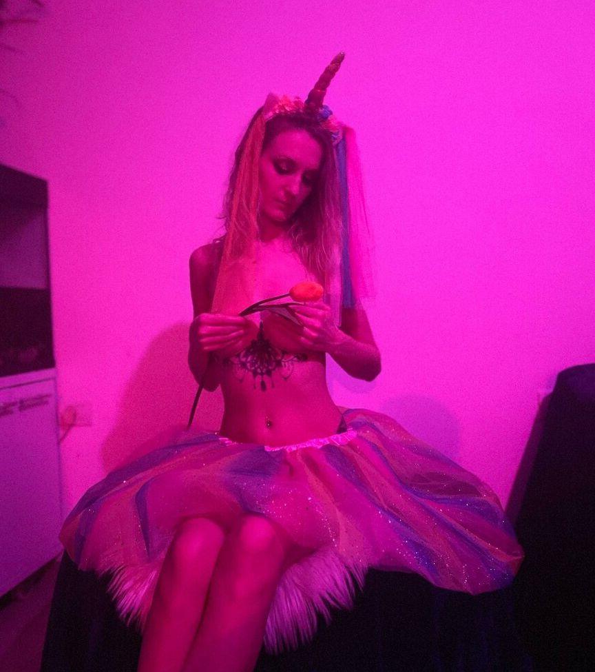 25P Pink_princess_on_sky nude