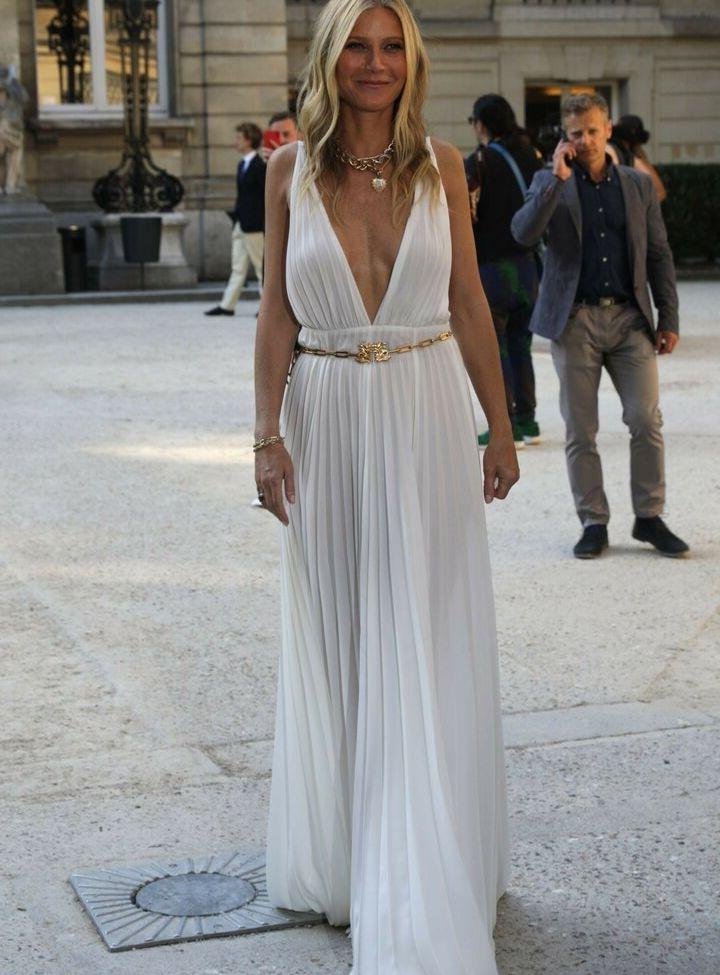 25P Gwyneth Paltrow nude