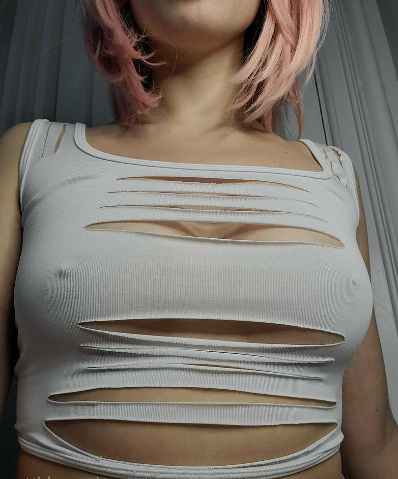 25P Pyro Kitten nude