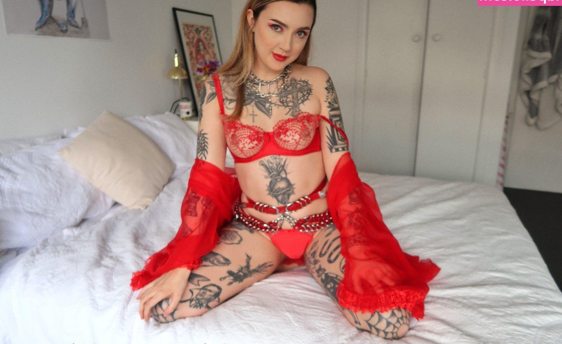 25P Grace Audrey nude
