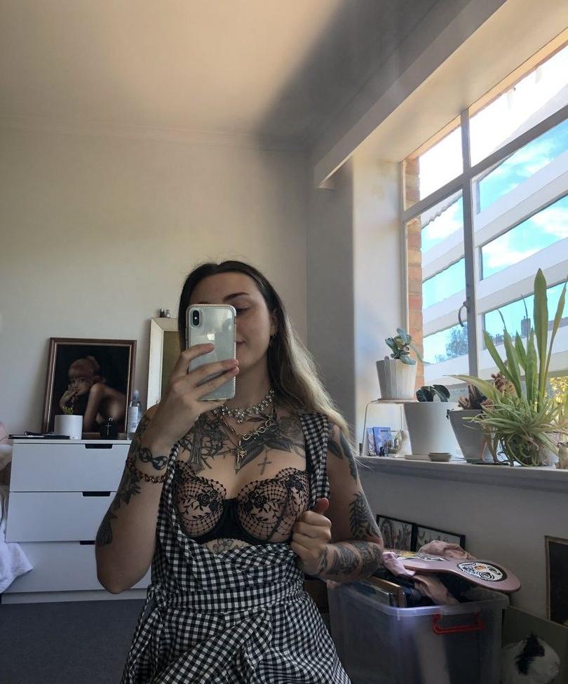 25P Grace Audrey nude