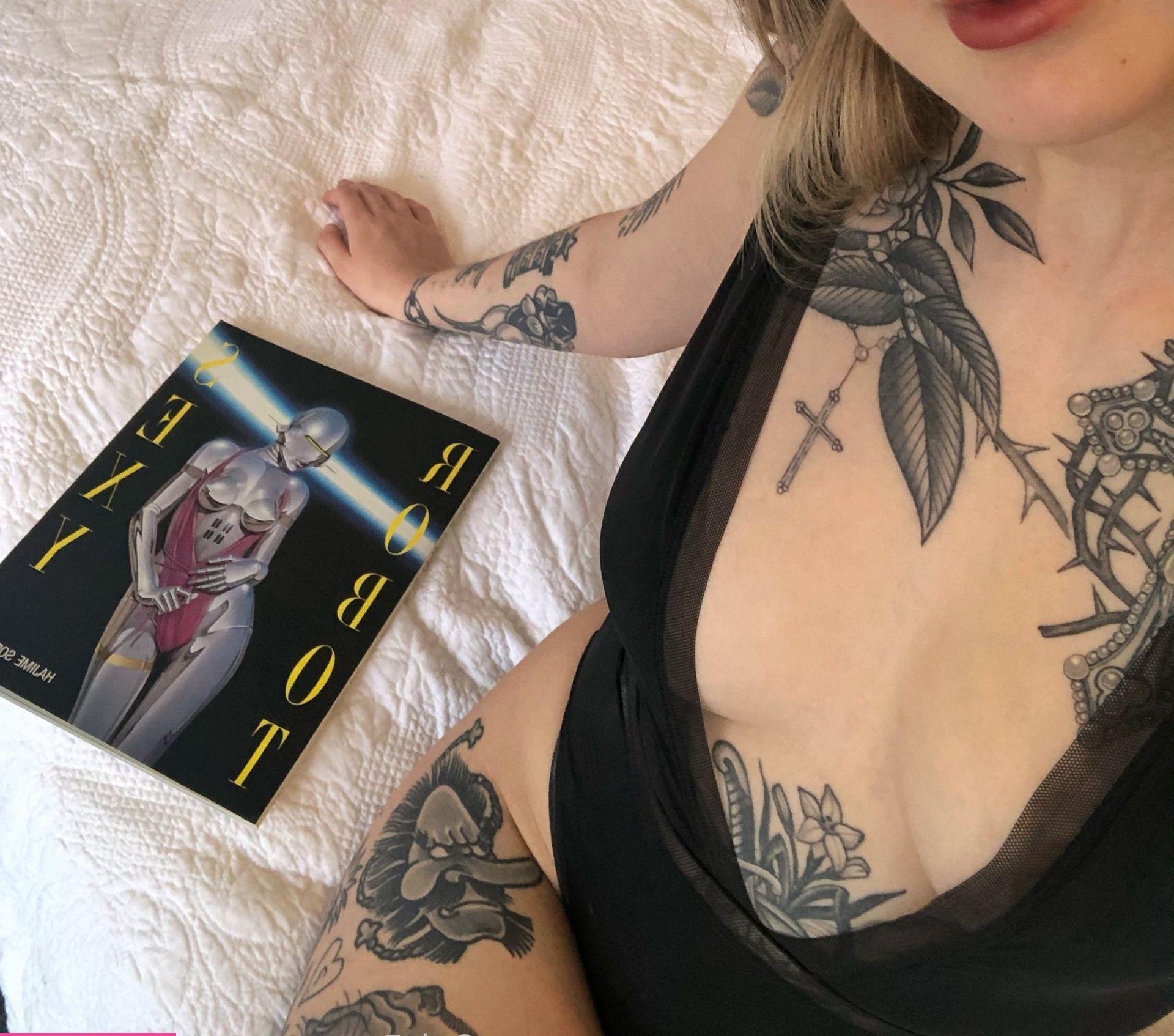 25P Grace Audrey nude