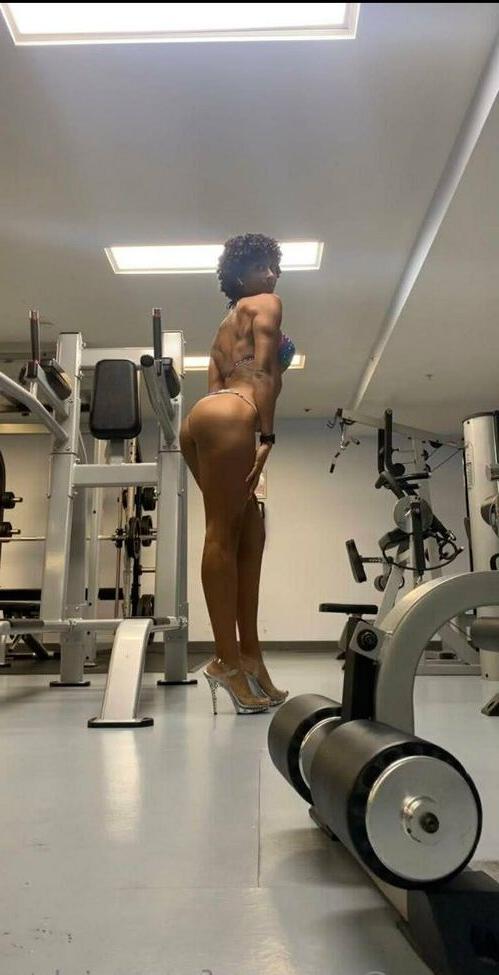 25P Morganfreeweights nude