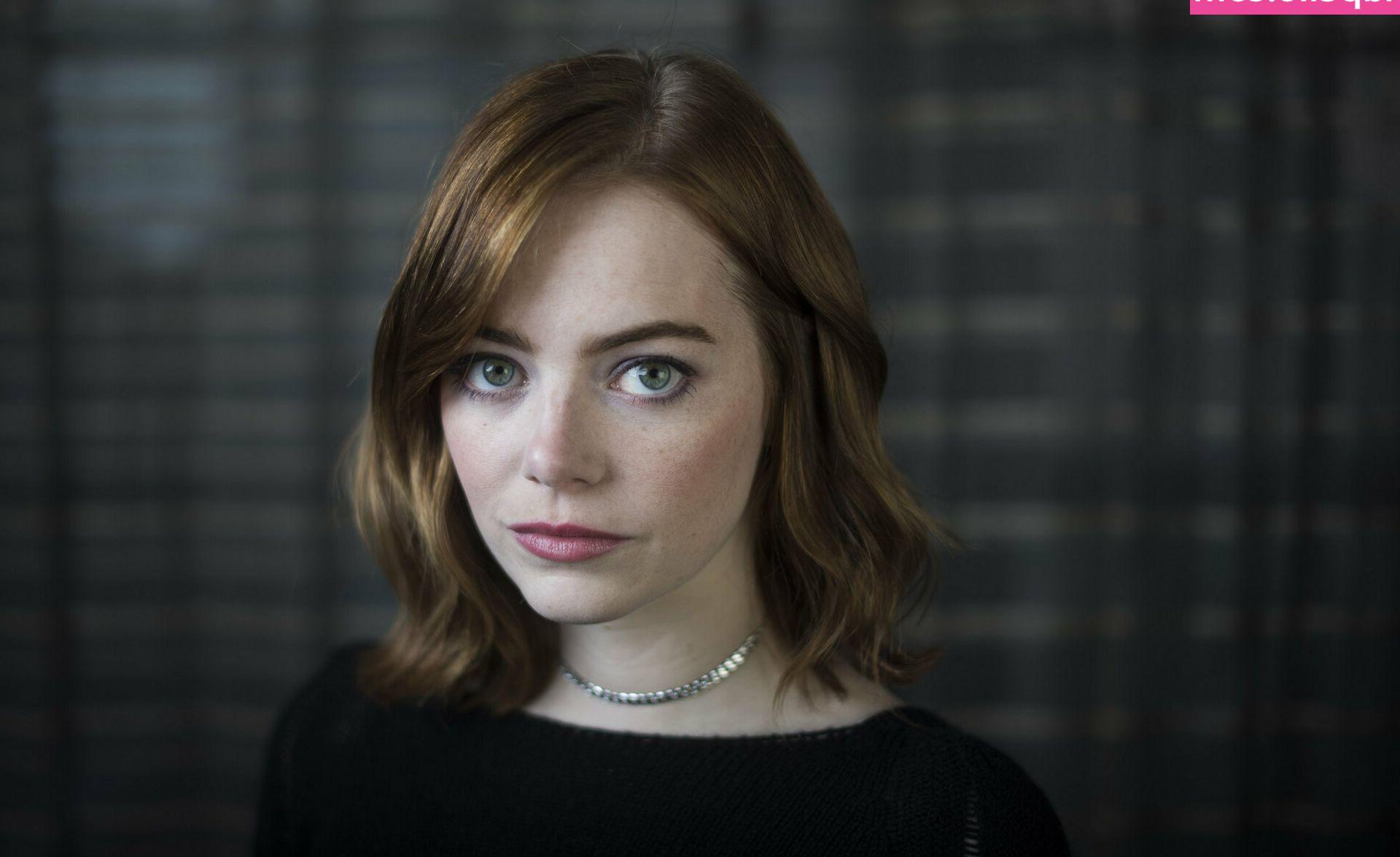 25P Emma Stone nude