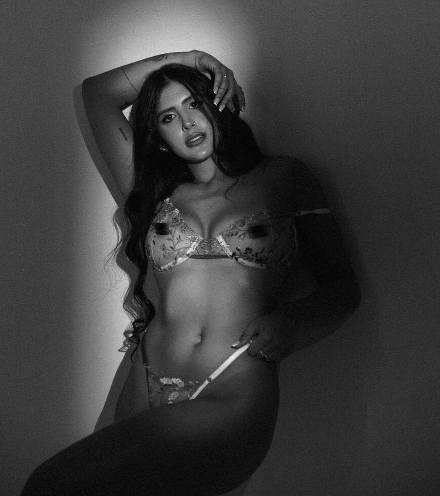 25P Maria Jose Vargas nude