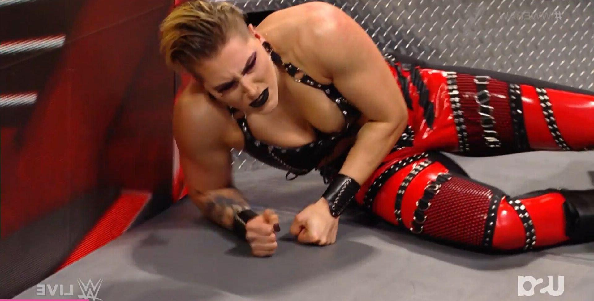 25P Rhea Ripley nude